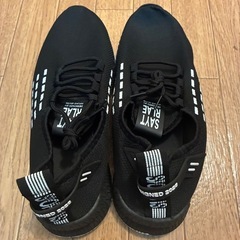 スポーツシューズの画像