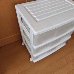 3段　収納ケース　プラスチックの画像