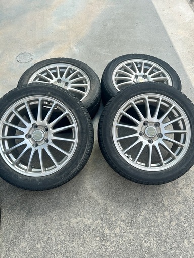 スタッドレスタイヤアルミホイール付