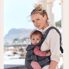 抱っこひも Baby Bjornの画像