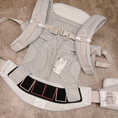 【 美品4点セット 】エルゴ 抱っこ紐・収納カバー・防寒ケープ・クールケープの画像