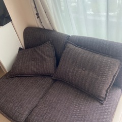 美品　5人掛けソファーの画像