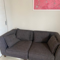 美品　5人掛けソファーの画像