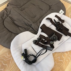 美品コンビ　電動　ハイローチェア　ネムリラの画像