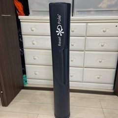 Reset Poleの黒いヨガポールの画像