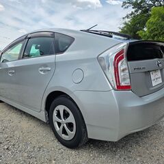 プリウス☆S☆後期型☆車検令和9年8月☆純正SDナビ☆CD☆DVDビデオ☆地デジTV☆Bluetooth☆ビルトインETC☆バックカメラ☆スマートキーの画像