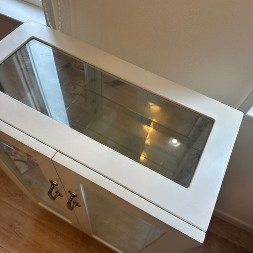 ガラスキャビネット　コレクションケース　ホワイト家具