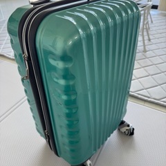 キャリーケース　機内持ち込み可の画像