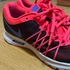 NIKE ランニングシューズ
の画像