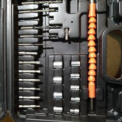 ドリルとドライバーのセットの画像