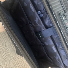 新品未使用スーツケース　イノベーター92L マッドブラックの画像