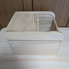 パール金属　おいしく保存　桐製米びつ　5kg用の画像