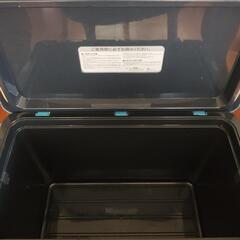 aqua blueクーラーボックス の画像