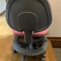 子供用勉強机用の椅子（２脚）の画像