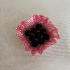 水で膨らむジェリーボールの画像