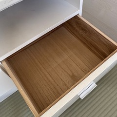 テレビボードの画像