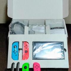 Nintendo Switch ネオンブルー/ネオンレッド ＋ 追加Joy-Con（緑＆ピンク）付きの画像