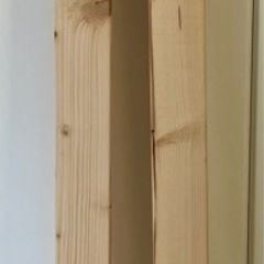 2×4木材　2010mm 突っ張り用ブラケット付きの画像
