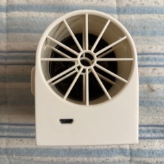 充電式　ミニ扇風機の画像