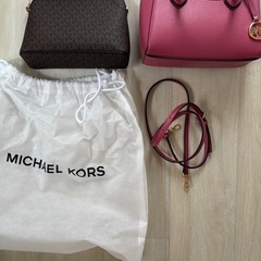 MICHAEL KORS ピンク ハンドバッグの画像