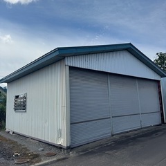 北海道剣淵町 3連シャッター付き 鉄骨倉庫 ガレージ 車庫 横幅8300 奥行7500 高さ4750 会社 事務所 作業場などに 旭川 道北 札幌の画像