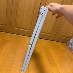 折りたたみテーブルの画像