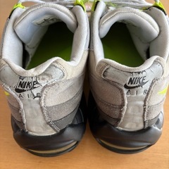 NIKE　AIR MAX95 イエローグラデ　の画像