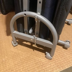 折りたたみベッドの画像