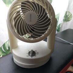卓上扇風機の画像
