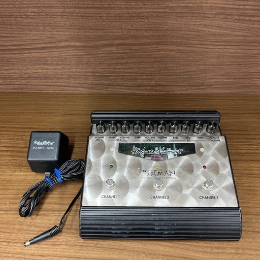 Hughes&kettner ヒュースアンドケトナー チューブ プリアンプ TUBE MAN  楽器 アンプ のご紹介です！