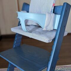 (ご予約有り)掲載写真訂正●STOKKE 木製イス★ストッケ トリップトラップ-2★ベビーセット(背あて＆ガード+専用クッション/カバー)付◎4ヶ月位～S/Ｎ4～岡崎市◎の画像