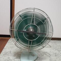 昭和レトロ扇風機の画像