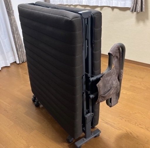 折りたたみベット