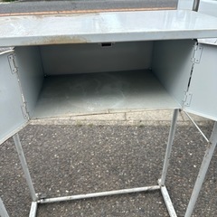 スチールラック 収納棚の画像