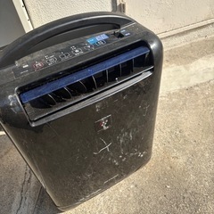 シャープ　除湿機　の画像