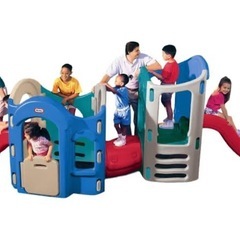 little tikes play groundの画像