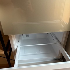 ツインバードの冷蔵庫(2階から2名以上で引取可能な方限定)の画像