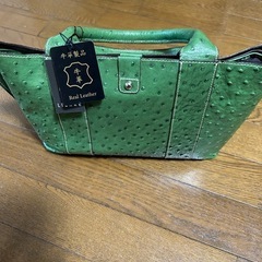 【新古品】リエール　ハンドバッグ