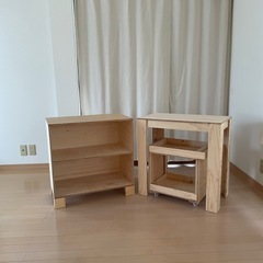 キャビネット　２つ、バーカート　１つセットの画像