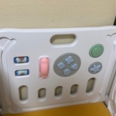 ベビーサークルの画像