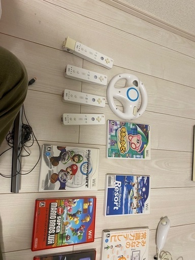 ニンテンドーWii本体+コントローラー+ソフト Wii 本体 ゲームキューブコントローラー ソフト2本 【公式通販】