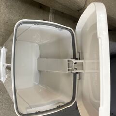 ゴミ箱　No.3921　ホワイト　フットペダル付き　分別ペール　【リサイクルショップどりーむ天保山】の画像