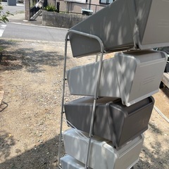分別ゴミ箱の画像