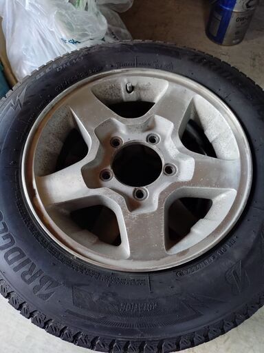 ジムニー　BSスタッドレス　バリ溝