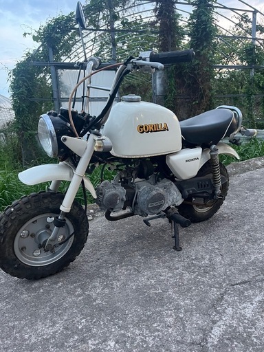 ホンダ　ゴリラ　白色12V 4速クラッチ付き