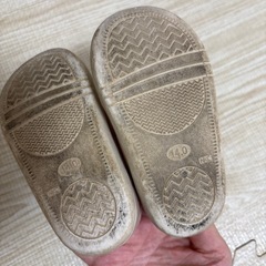 子どもスニーカー(ピンク、うさぎ)の画像