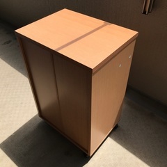 ゴミ箱の画像