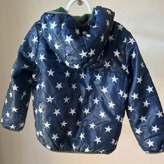 男の子のジャンパーの画像