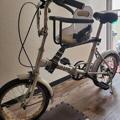 折りたたみ自転車  チャイルドシート付きの画像