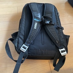 THULE Crossover ブラック リュック・バックパッの画像